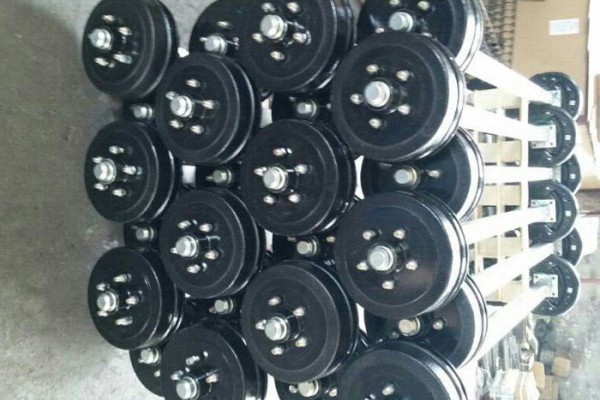 电刹/油刹制动式拖车后桥