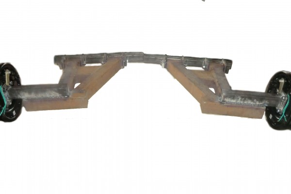 独立悬挂电刹/油刹制动式（拖挂式）房车后桥